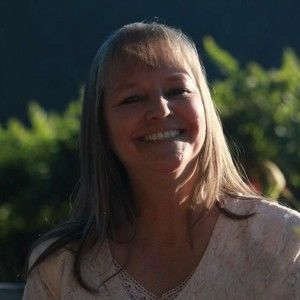 Meet your Posher, Lisa martin